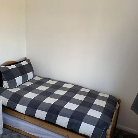 5 Bedroom House With Outdoor Space Upminster Buitenkant foto